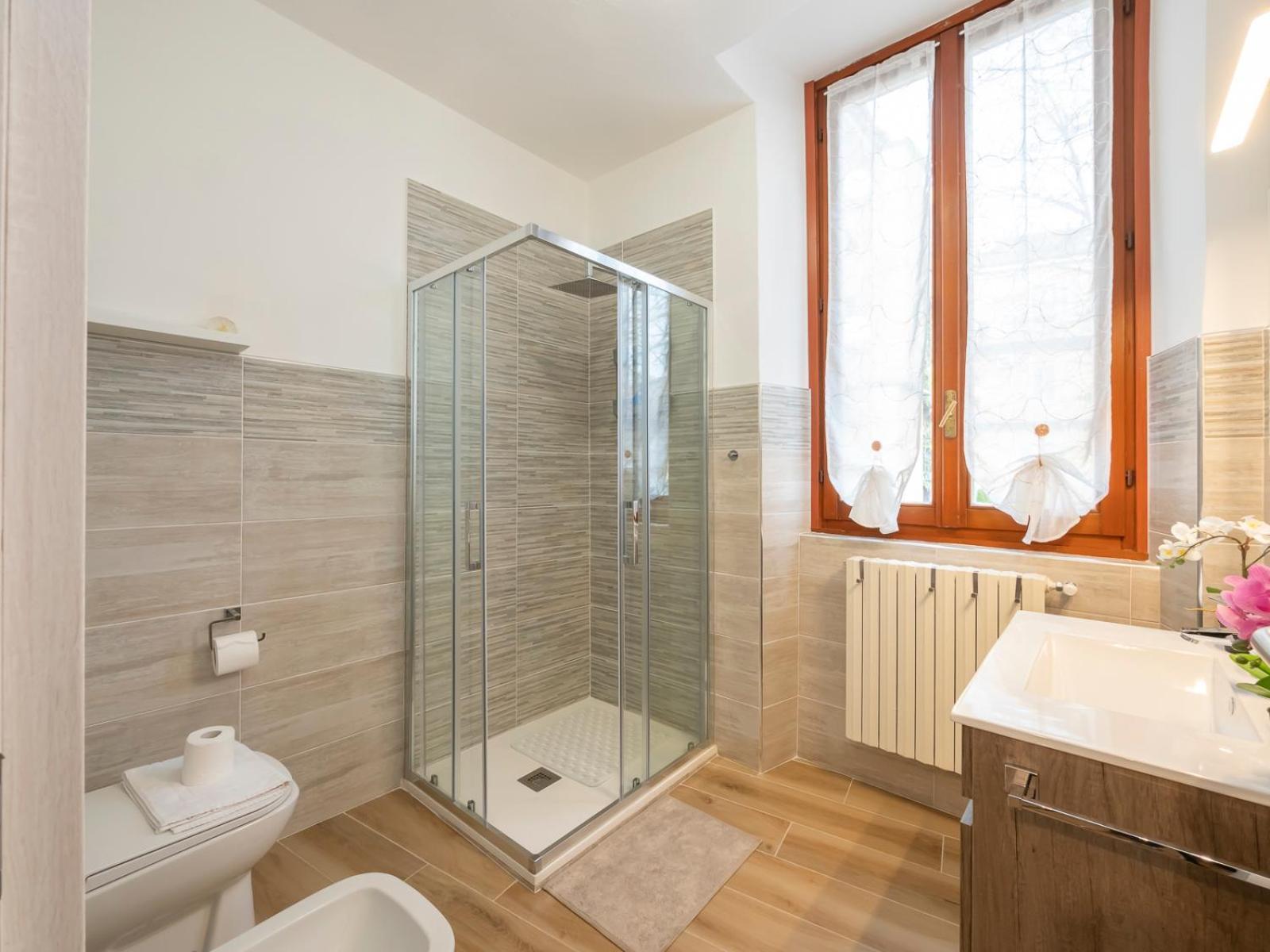 B&B La Ringhiera - Meda 43 Mediolan Zewnętrze zdjęcie
